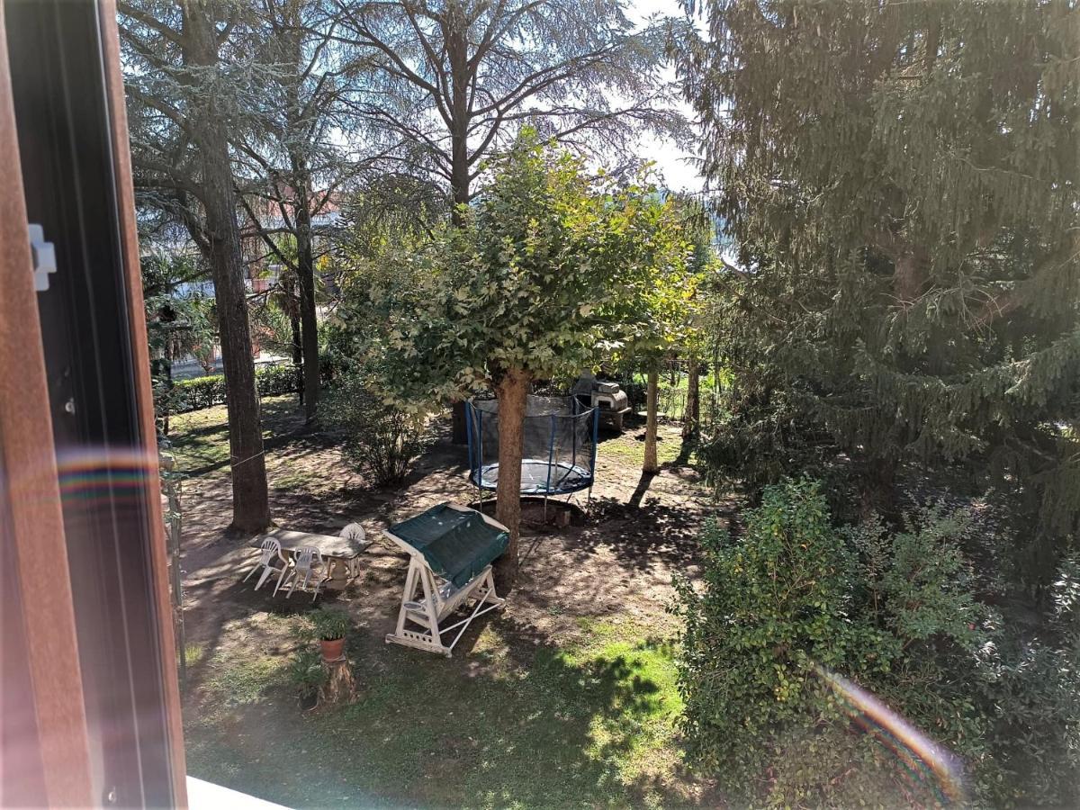Intero appartamento doppi bagni sei posti letto Viverone Esterno foto