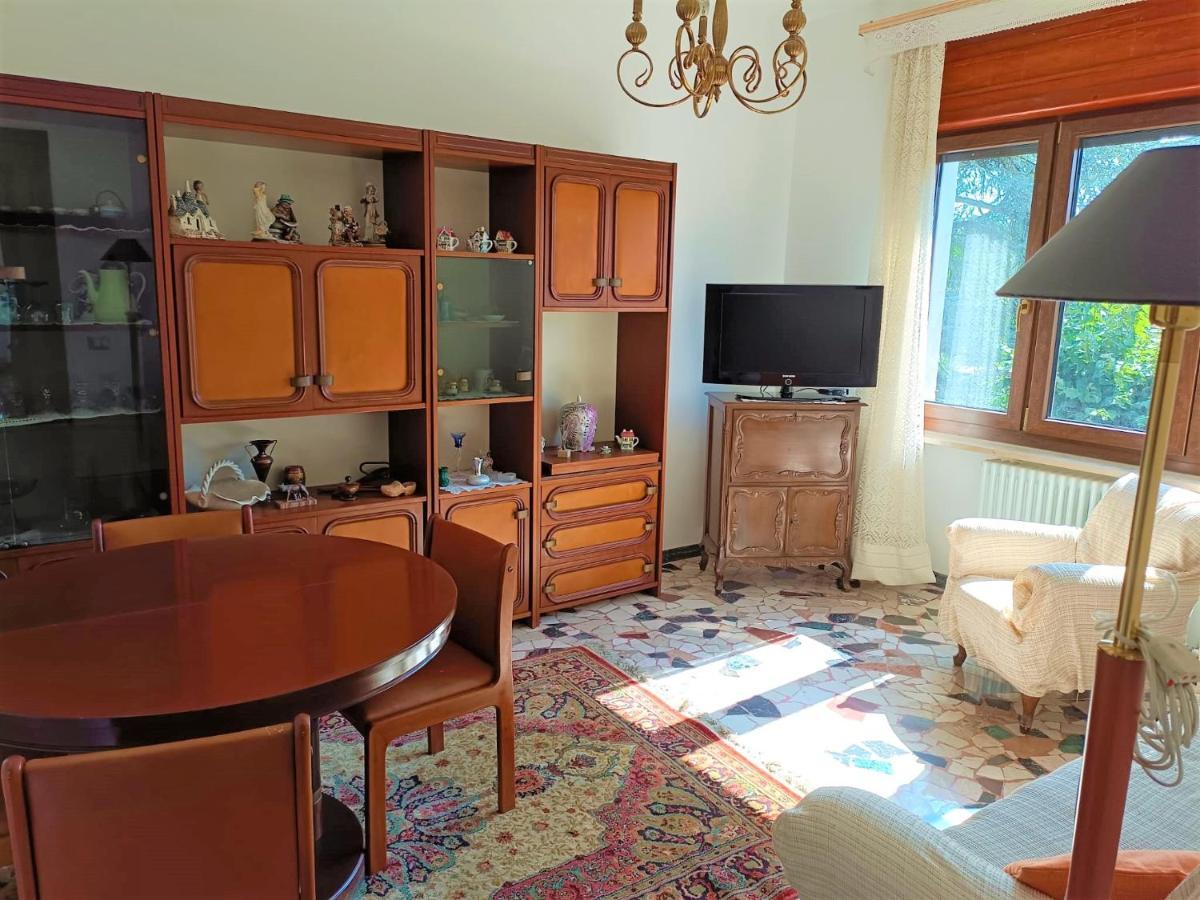 Intero appartamento doppi bagni sei posti letto Viverone Esterno foto