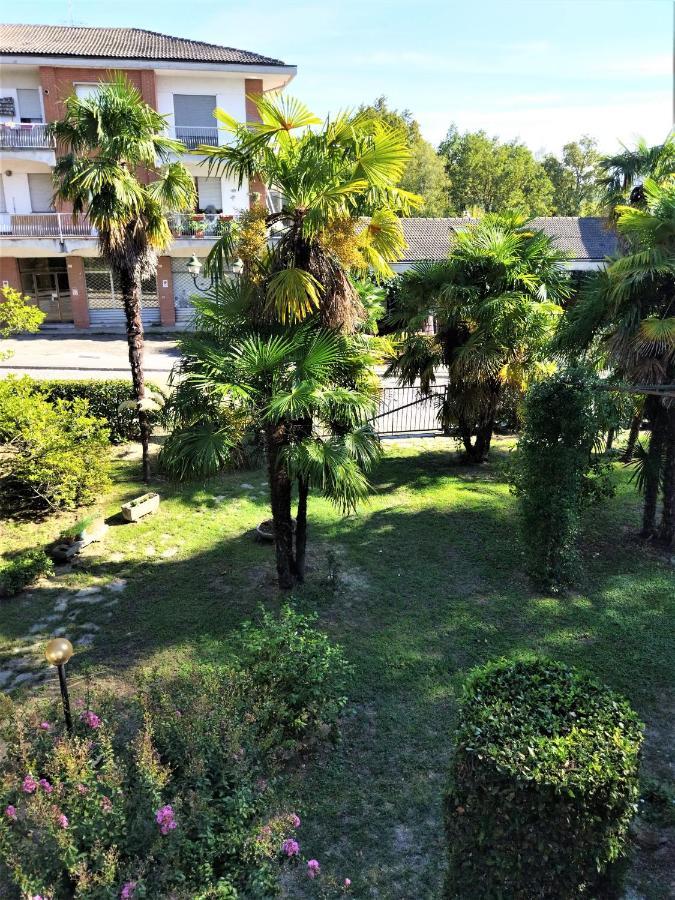 Intero appartamento doppi bagni sei posti letto Viverone Esterno foto